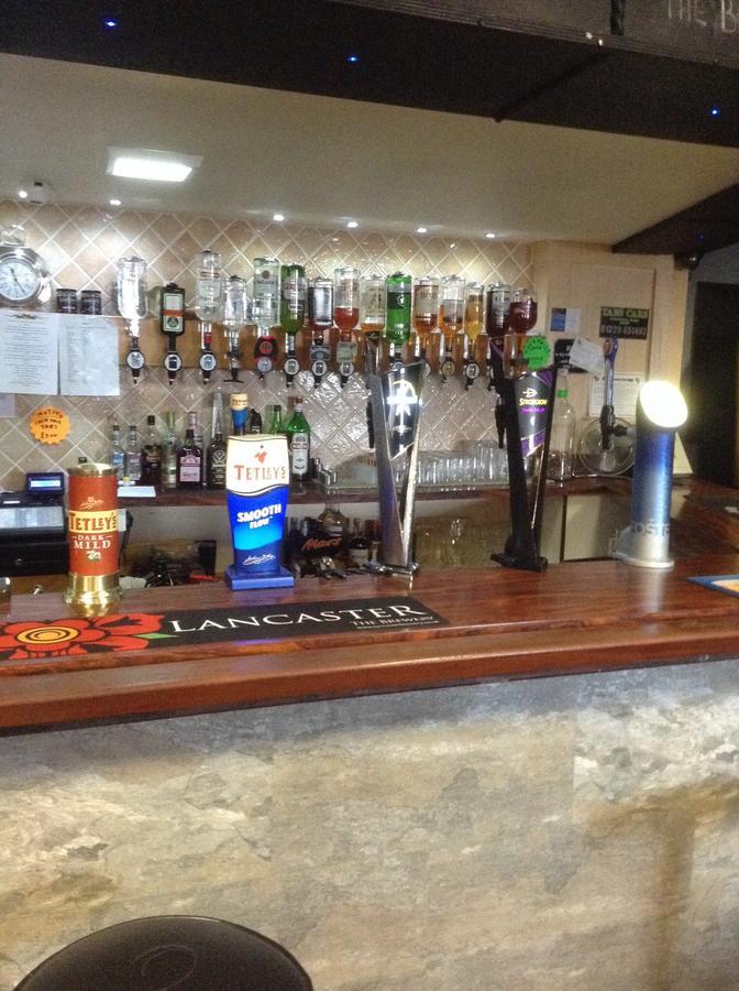 The Bear On The Square Hotell Millom Eksteriør bilde