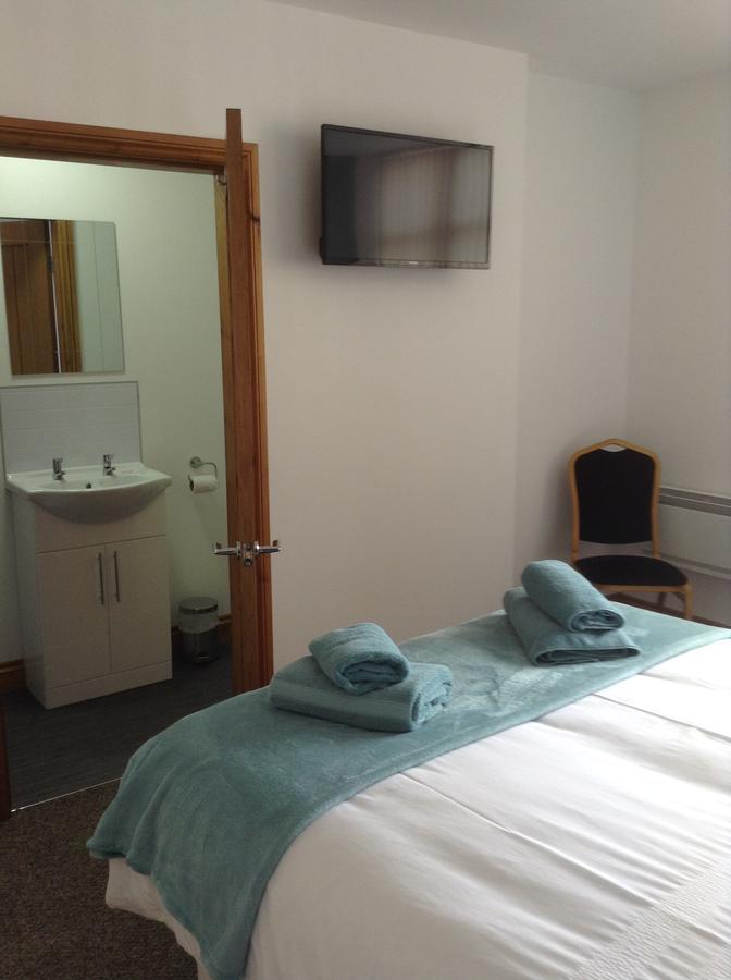 The Bear On The Square Hotell Millom Eksteriør bilde