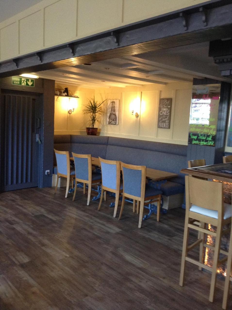 The Bear On The Square Hotell Millom Eksteriør bilde